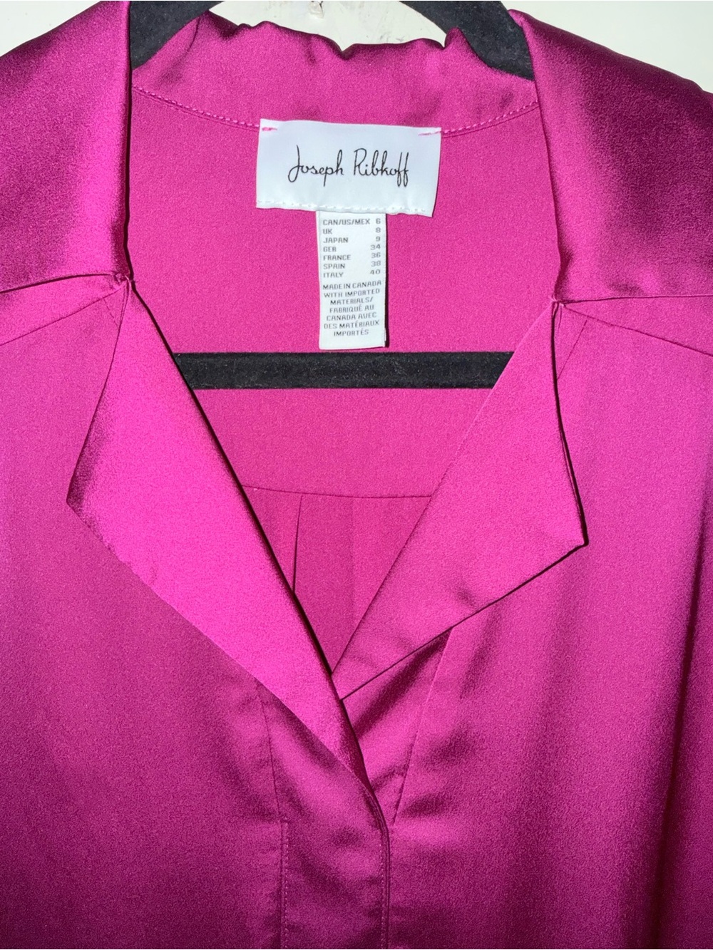 Joseph Ribkoff Bright Fuchsia Satin V-Neck Blouse Size 6 - Picture 4 of 12